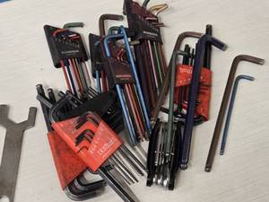 lot 322 image: Lot of  Allen Wrenches (assorted)