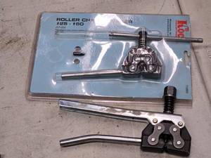 lot 336 image: Lot of (2) Roll Chain Breakers