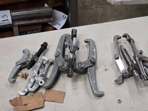 lot 338 image: Lot of (3) Pullers