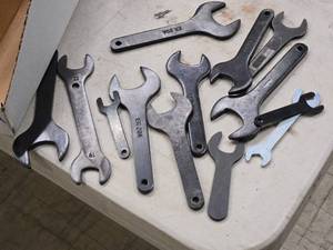 lot 346 image: Lot of (13) Specialty Wrenches (assorted)