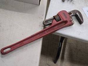 lot 348 image: Tool Shop 18 Pipe Wrench