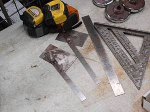 lot 354 image: (4) Rulers and (4) Measuring Tapes