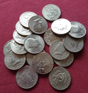lot 6 image: (20) Kennedy Half Dollars
