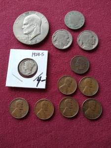 lot 8 image: Small Mixed US Coin Lot - Ike, Wheats, Mercury, Buffalo, Etc
