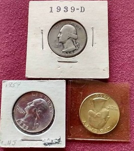 lot 39 image: (3) 90% Silver Washington Quarters