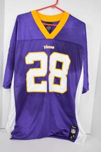 lot 357 image: Reebok Minnesota Vikings #28 Peterson NFL Jersey, Size Large