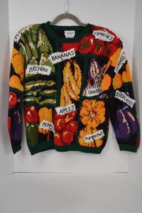 lot 358 image: Carroll Reed Fruit Veggie Knit Sweater Size M
