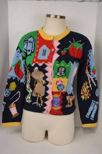 lot 367 image: The Eagles Eye Womens Knit Sweater Cardigan Size S 1993 Sewing Theme