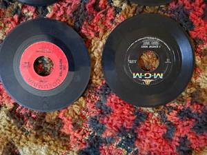 lot 18 image: 45 RPM RECORDS