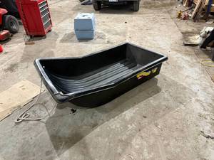 lot 93 image: OTTER SLED