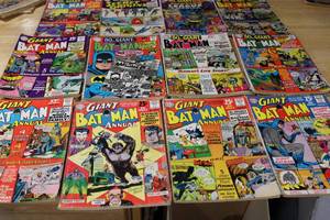 lot 70 image: Lot of Giant Batman Annual Comic Books Including Issues #3, 4, 5, 6, and 7