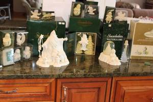 lot 95 image: Large Collection of Snowbabies Figurines with Boxes and Waterglobe