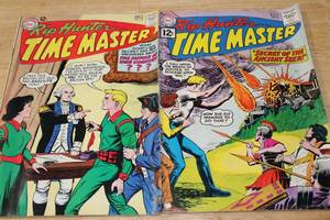 lot 177 image: Set of 2 DC Rip Hunter Time Master Comic Books #6 & 23