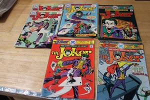 lot 194 image: DC Comics The Joker Issues #1-5 with Duplicate #1