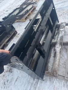 lot 41 image: Pallet Fork Frame WOLVERINE 2025 Unused 12