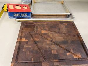 lot 20P image: Baking Set with Wood Cutting Board, 4 Aluminum Pans, and Shortbread Cookie Cutters