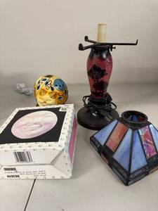 lot 21P image: Lot of Decorative Table Lamp Bases and Glass Shades
