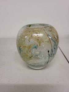 lot 24H image: Signed Zuckerman 1994 Studio Art Glass Vase