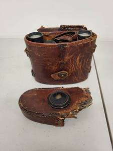 lot 34H image: Vintage U.S. Army Signal Corps Binoculars with Leather Case