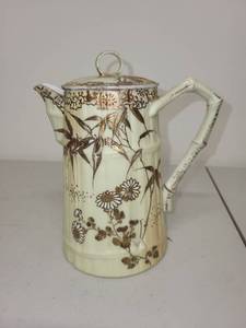 lot 37H image: Antique Porcelain Pitcher with Lid and Gilt Floral Design