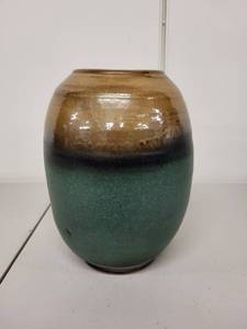 lot 41H image: Handmade Stoneware Pottery Vase with Brown and Green Glaze 8 Inch