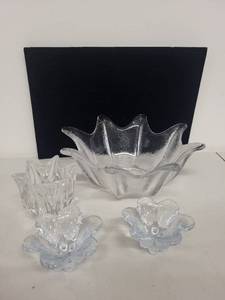 lot 44H image: Set of 4 Clear Art Glass Decorative Bowls and Candle Holders