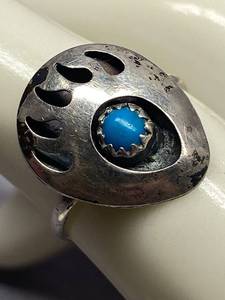 lot 6B image: Vintage Sterling Silver 925 Turquoise Claw Design Native American Ring Size 5.5