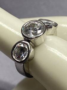 lot 20B image: Sterling Silver 925 Ring with Three Large Stones, Size 5