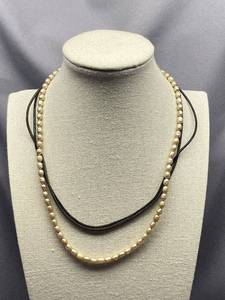 lot 28B image: Pearl and Leather Necklace with Sterling Silver 925 Clasp