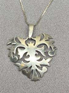 lot 29B image: Unique Sterling Silver 925 Heart Pendant Necklace