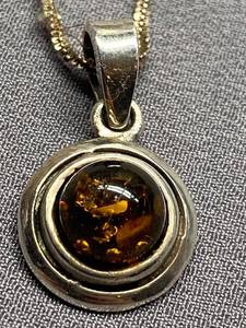 lot 50B image: Sterling Silver 925 Necklace with Amber Pendant