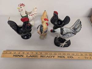 lot 9AM image: Vintage Ceramic Rooster and Chicken Figurines  5 Some Made in Japan