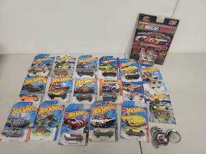 lot 16J image: Hot Wheels, Matchbox & Racing Champions Die-Cast Cars Collection in Packaging