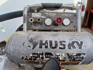 lot 11J image: Husky Compressor