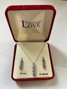lot 1W image: 10K Gold Diamond Necklace and Earrings Set in Gift Box