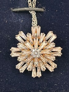 lot 174W image: Stauer Snowflake Pendant Necklace with Chain in Box