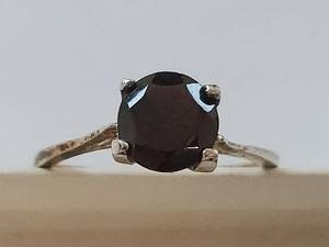 lot 35W image: Vintage Style Ring with Dark Gemstone