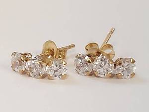 lot 37W image: 14KT Gold Diamond Earrings