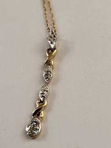 lot 109W image: 10K Gold Necklace with Diamonds, 18 Inches, 0.86 Grams