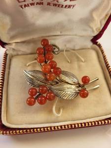 lot 136W image: Collection of Vintage Agate, Shell Cameo, Dinosaur Bone Pendant, Mother of Pearl, and Carnelian Jewelry Brooches and Pendants