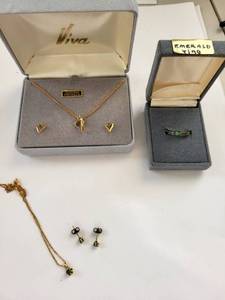 lot 139W image: Gold Filled and Gold Plated Jewelry Set with Natural Emeralds - Necklace, Earrings, and Ring