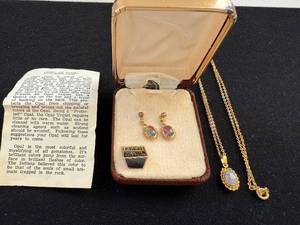 lot 245W image: Vintage Idaho Opal Jewelry Set with Earrings, Pendant, and Chain in Gold-Filled Setting