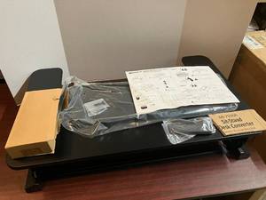 lot 73 image: 36 Standing Desk Converter