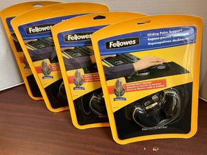 lot 82 image: Gliding Palm Supports