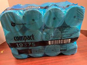 lot 15 image: Coreless Toilet Paper