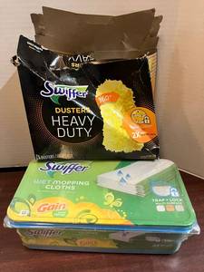 lot 54 image: Swiffer Wet Cloths and Dusters