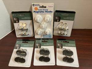 lot 131 image: Magnetic Hooks