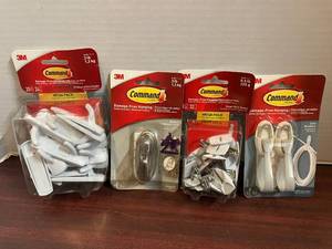 lot 46 image: 3M Command Accessories