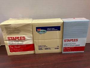 lot 41 image: Large Sticky Notes