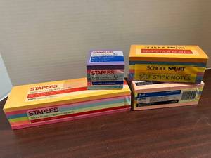 lot 37 image: Bright Sticky Notes